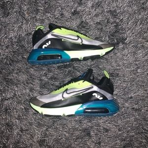 Nike Mens Air Max 2090